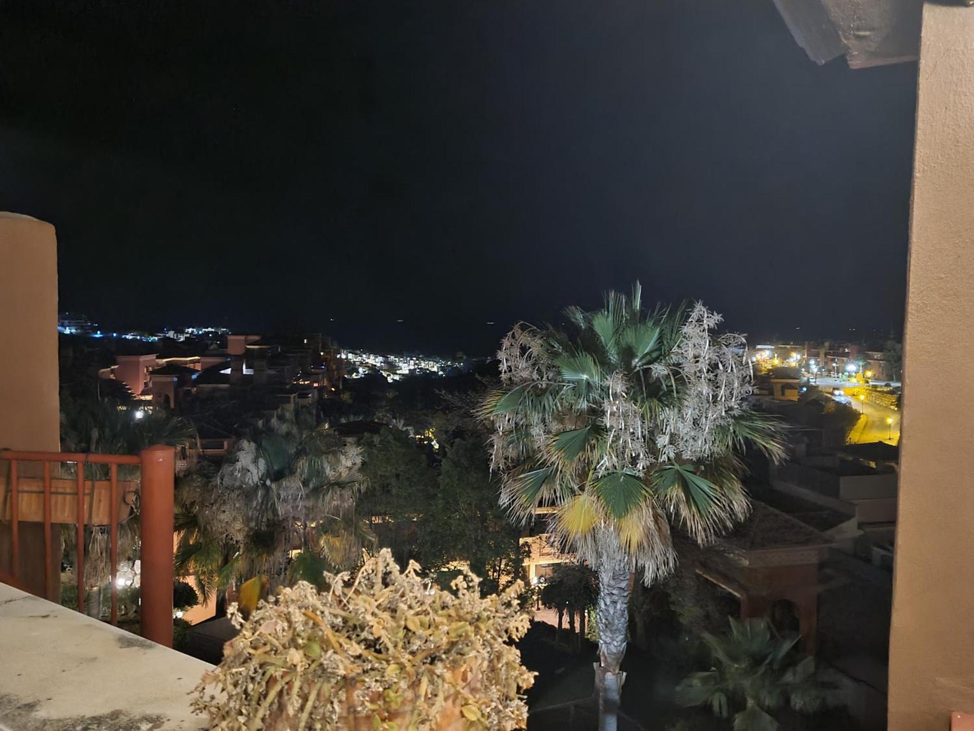 La Reserva De Cozy Penthouse Appartement *